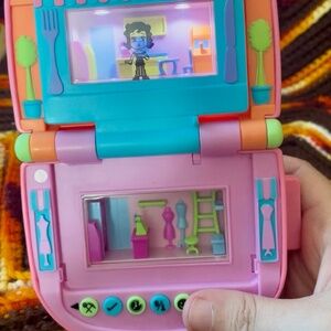 Pixel Chix Love 2 Shop Mall 2005 tested & working!
